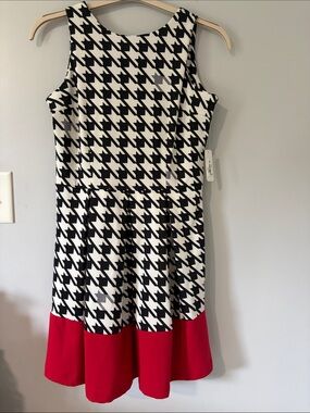 Charming Charlie Black & White Houndstooth Sleeveless Dress with Red Hem